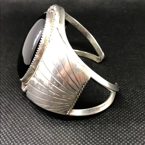 Native American Navajo large ónix cuff bracelet - Picture 2 of 8